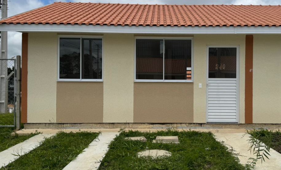 COHAPAR Entrega moradias urbanas e rurais (quilombolas) em Lapa