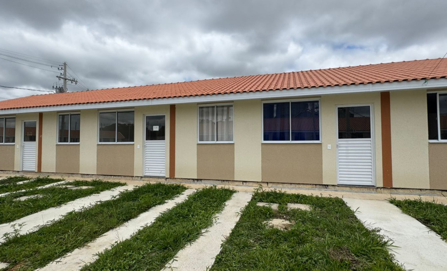 COHAPAR Entrega moradias urbanas e rurais (quilombolas) em Lapa
