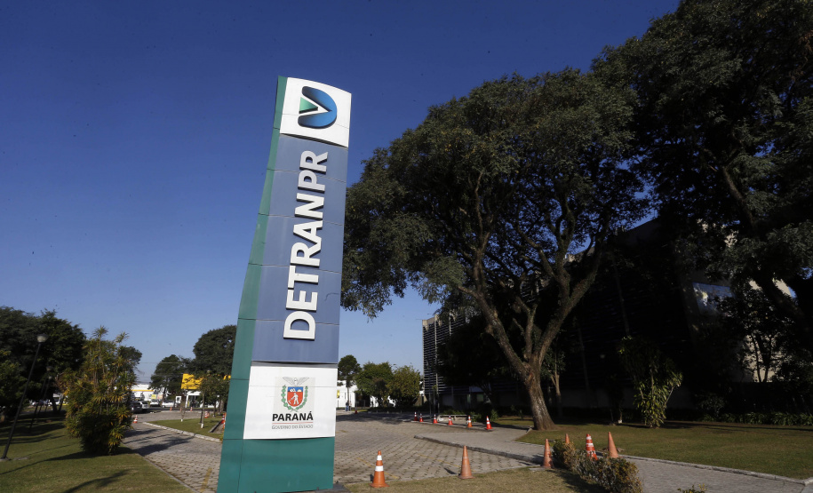 DETRAN ALERTA GOLPE FALSOS LEILÕES VEÍCULOS