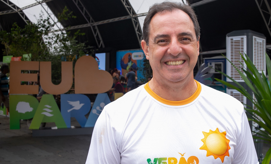 Paranaguá, 27 de dezembro de 2024 - O porto de Paranaguá recebe novo navio com turistas.