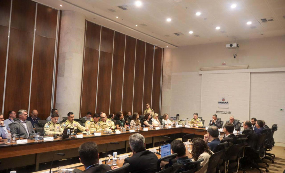 Desburocratização ajudou a gerar 2,9 mil novos postos de trabalho no Paraná em 2024