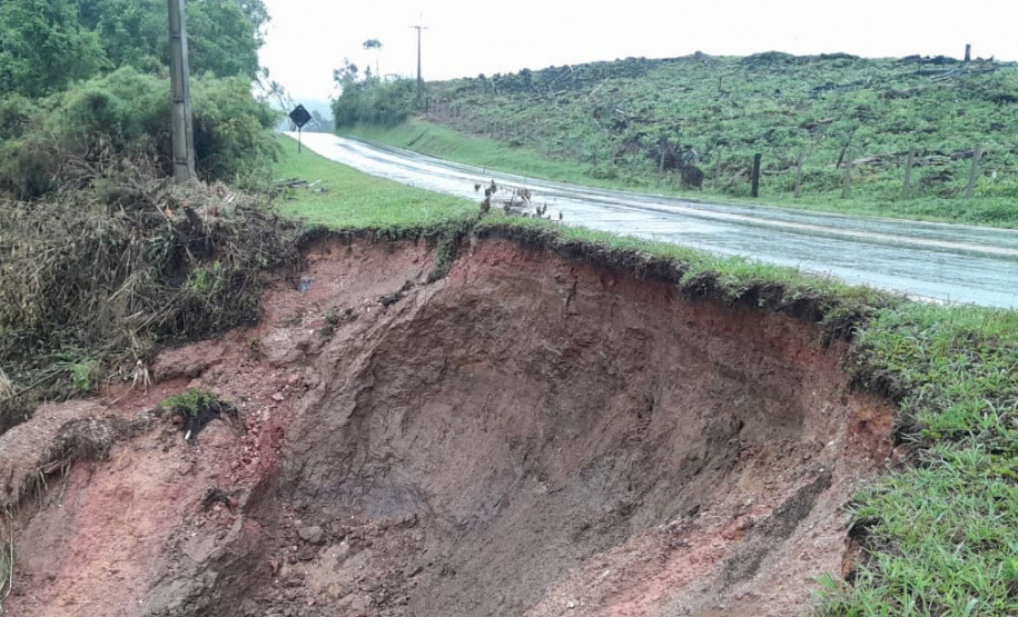 DER/PR divulga condições de rodovias estaduais após as chuvas