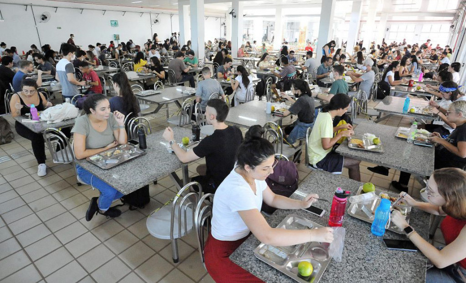 Projeto de lei busca subsidiar alimentação para estudantes das universidades estaduais