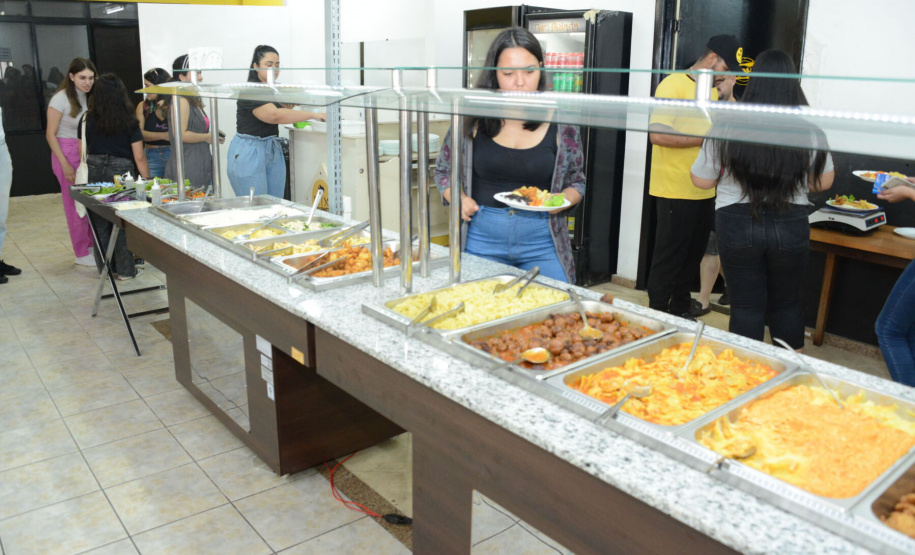 Projeto de lei busca subsidiar alimentação para estudantes das universidades estaduais