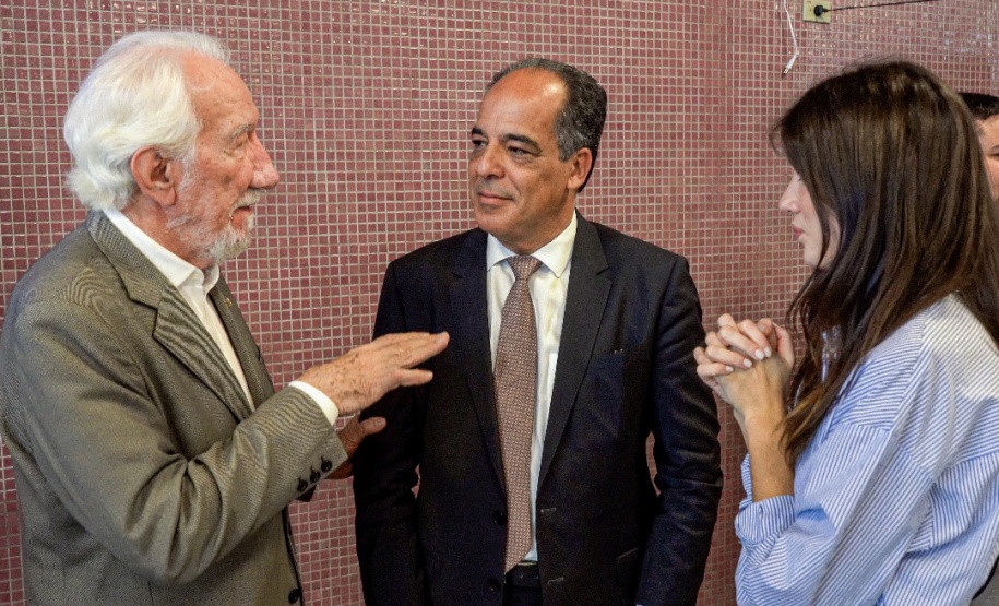 Primeiro voo direto do Paraguai desembarca lotado no Aeroporto Afonso Pena