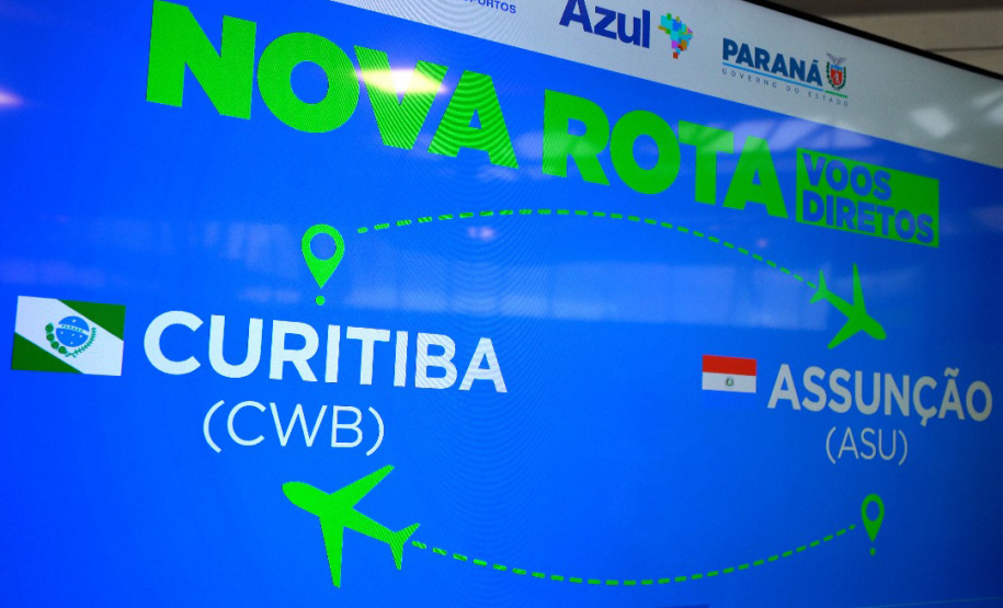 Primeiro voo direto do Paraguai desembarca lotado no Aeroporto Afonso Pena