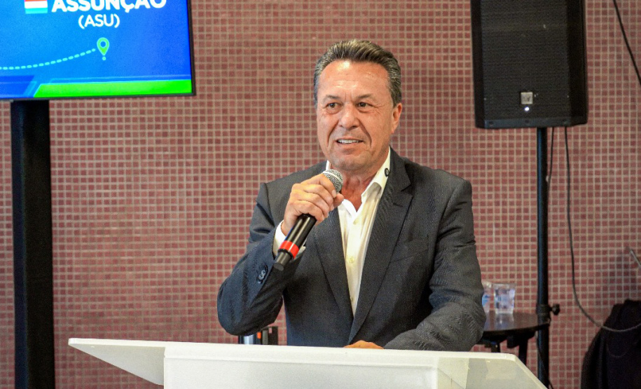 Primeiro voo direto do Paraguai desembarca lotado no Aeroporto Afonso Pena