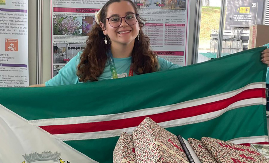 Alunos de Colégio Estadual de Toledo conquistam premiações internacionais em feira