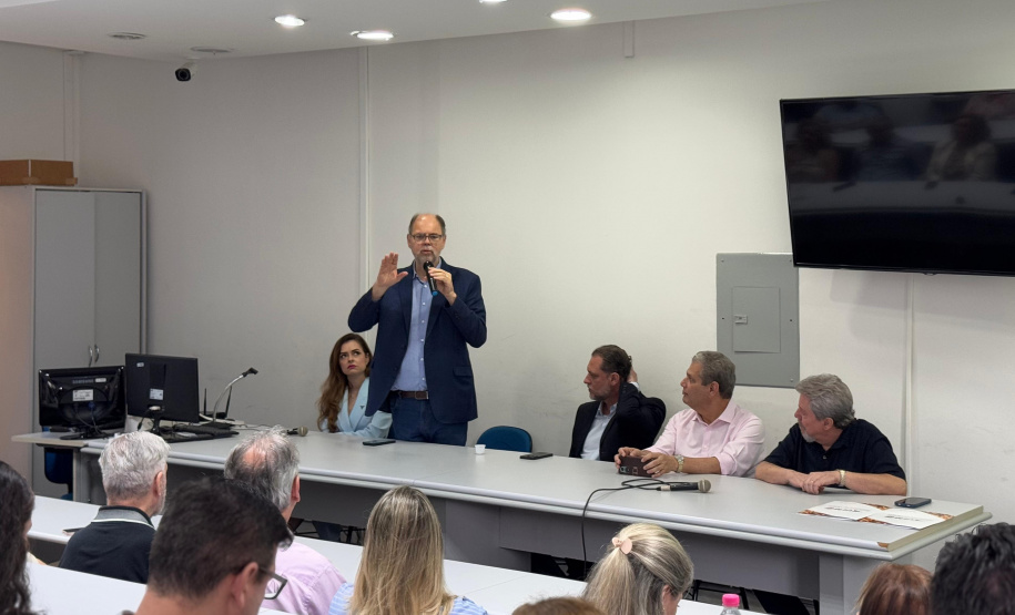 Estado anuncia R$ 7,6 milhões para infraestrutura tecnológica na UEM