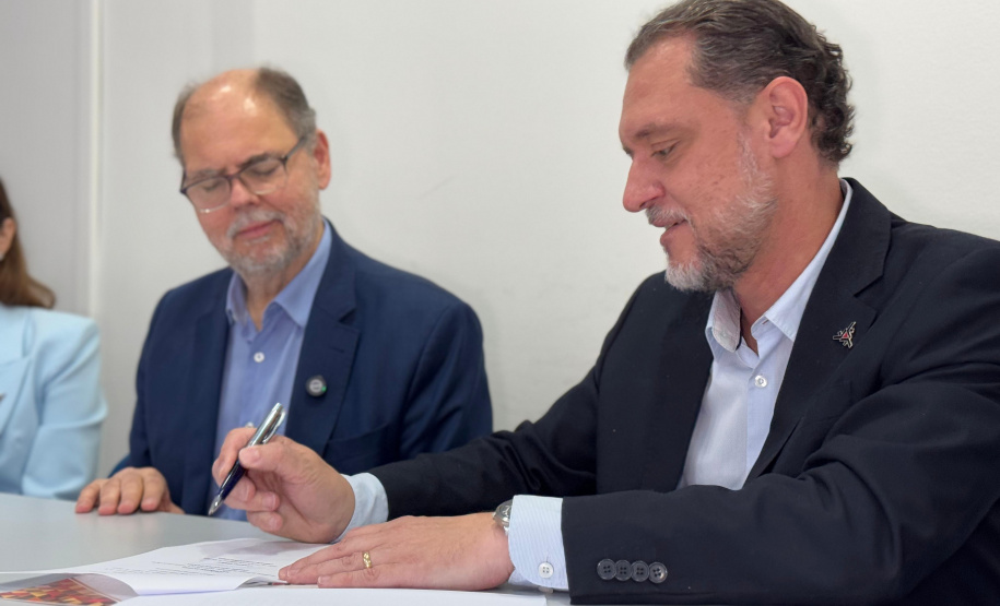 Estado anuncia R$ 7,6 milhões para infraestrutura tecnológica na UEM