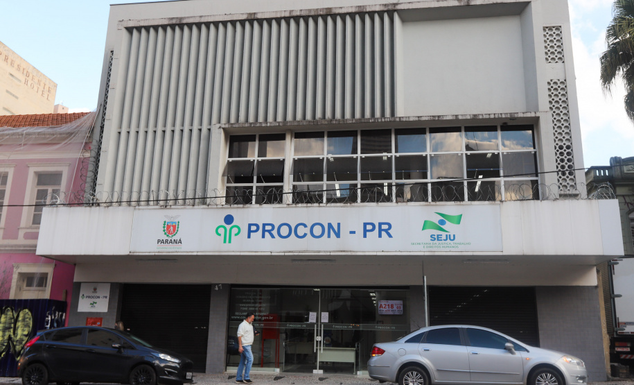 PROCON-PR NOTIFICA BANCOS QUE FINANCIAM CARROS USADOS OU SEMINOVOS