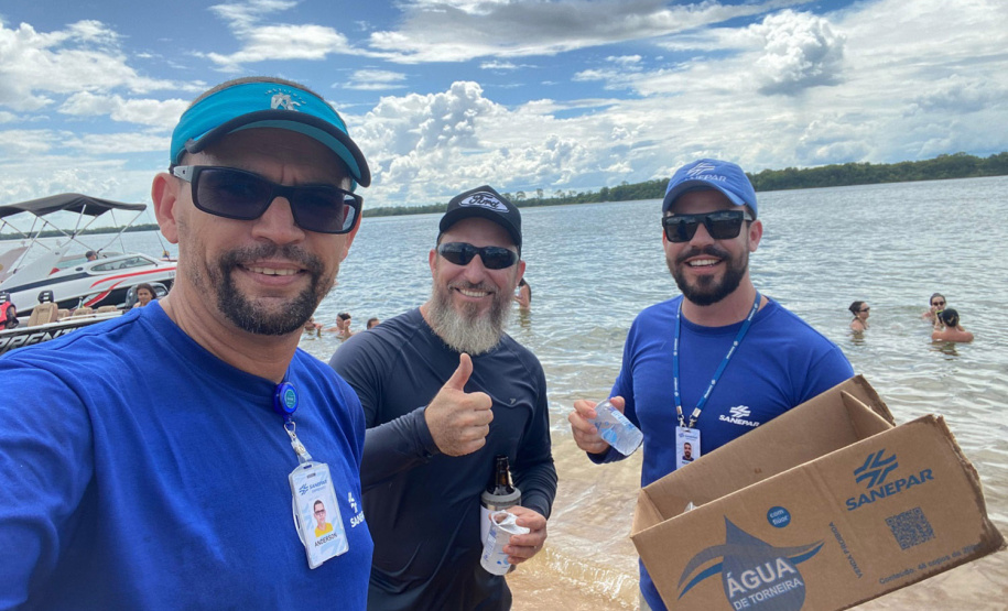 Sanepar leva projeto HidratAção, de distribuição de copos de água, para o Noroeste