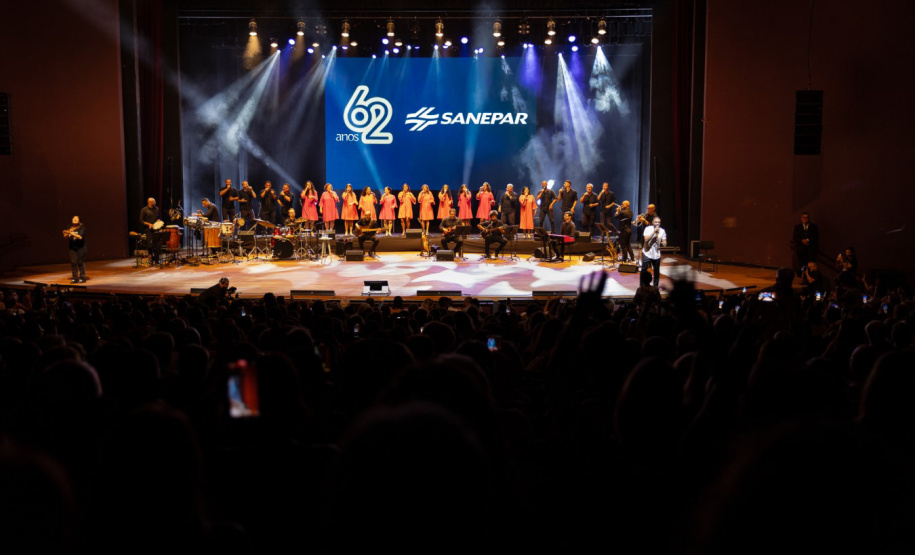 CORAL SANEPAR COMEMORAÇÃO 62 ANOS