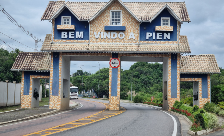 -Escola, estradas e pavimentações: Estado tem mais de R$ 29,5 milhões em obras em execução em Piên