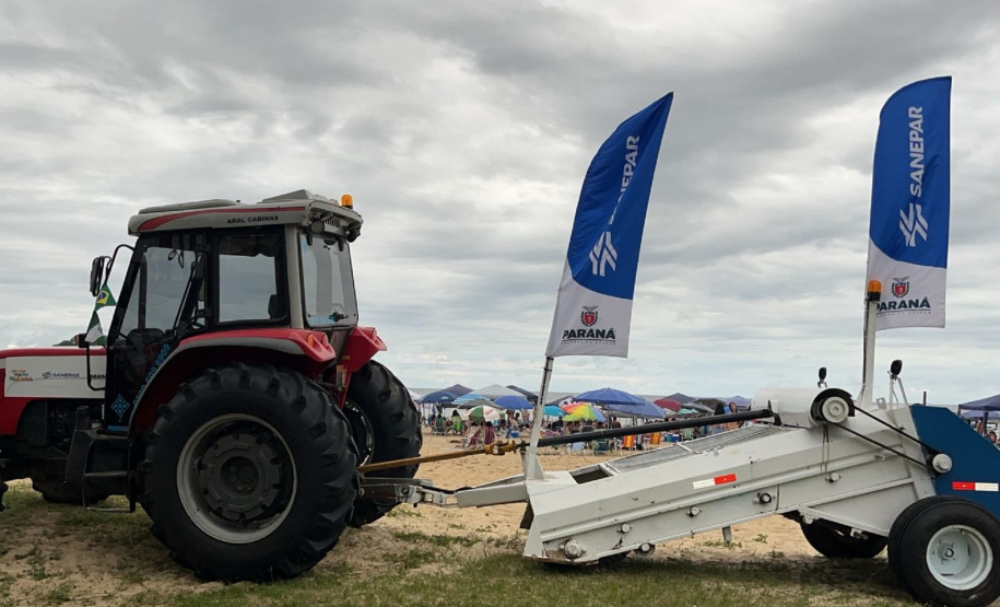 Sanepar recolhe mais de 48 toneladas de lixo no litoral do Estado em apenas 6 dias
