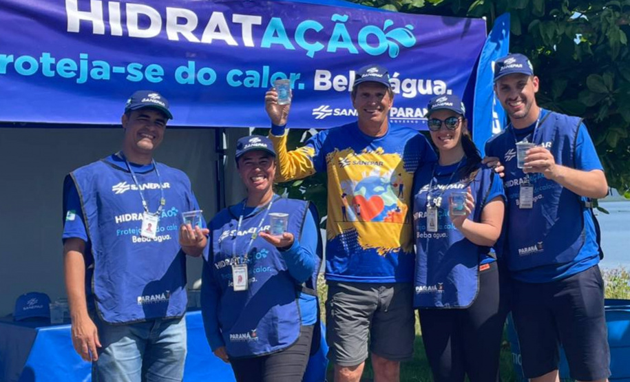 Sanepar promove ações de conscientização ambiental e limpeza de rios em Antonina