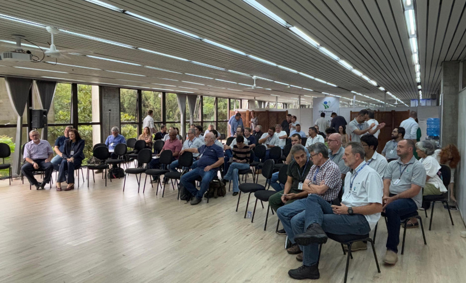 IDR OFICIALIZA TERMO COOPERAÇÃO SANEPAR