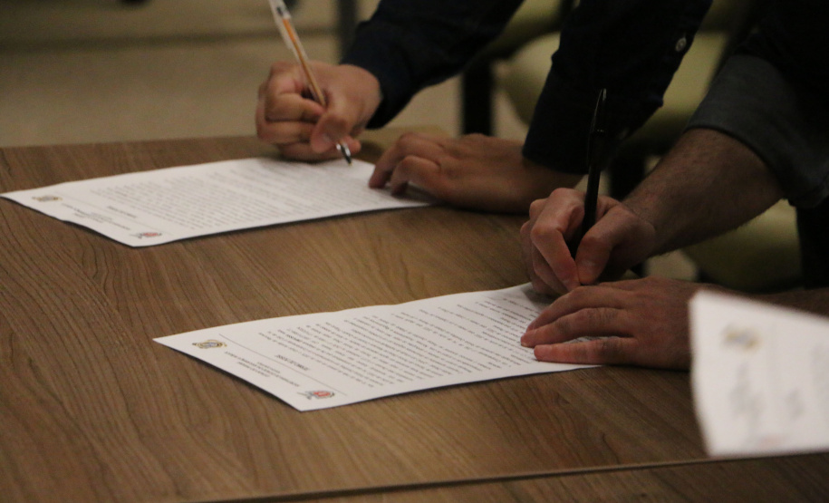 Polícia Científica do Paraná dá posse a 96 novos técnicos de perícia em cerimônia oficial