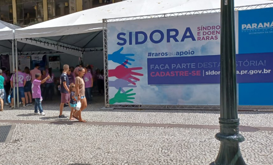 Caminhada marca início do Fevereiro Lilás, mês de conscientização sobre doenças raras