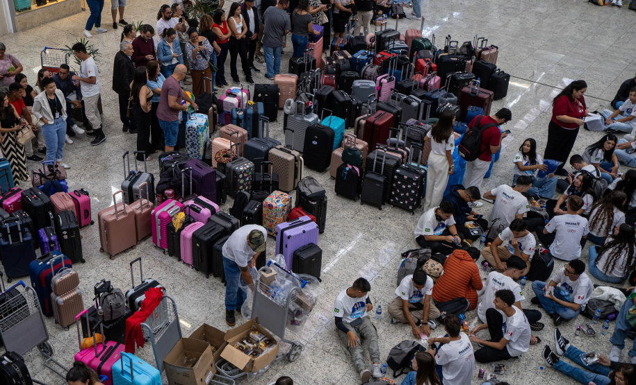 GANHANDO O MUNDO AEROPORTO