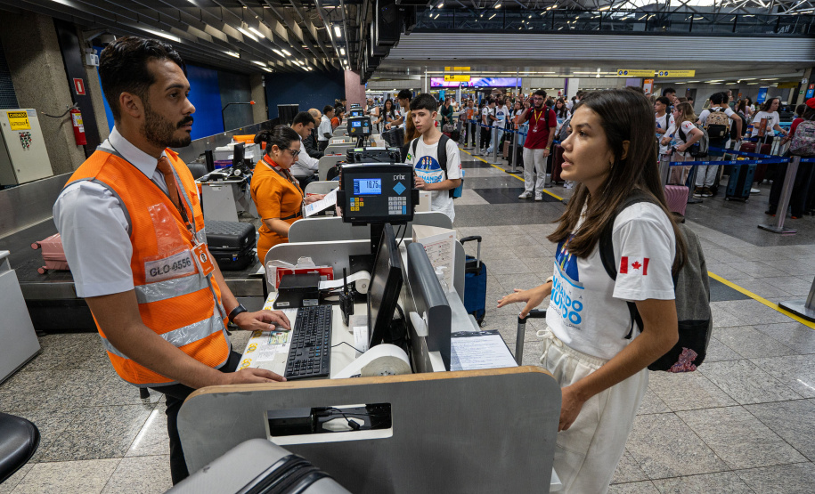 GANHANDO O MUNDO AEROPORTO