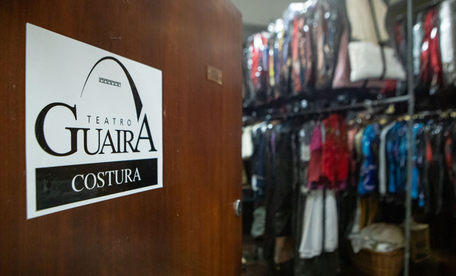 TEATRO GUAÍRA FIGURINOS HISTÓRICOS