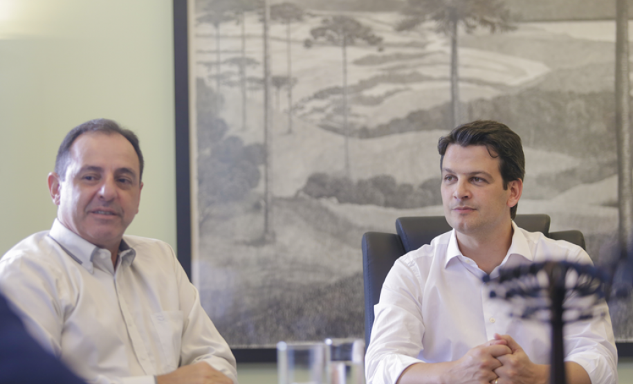 Estado se reúne com prefeito eleito de Curitiba para debater ações, estratégias e futuro do turismo na capital