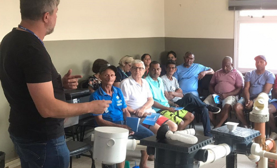 Sanepar promove curso para encanadores em Apucarana