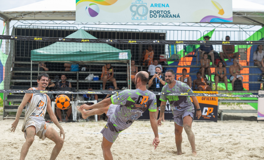 Circuito Paraná Futevôlei e final do Torneio PGT movimentam final de semana em Matinhos
