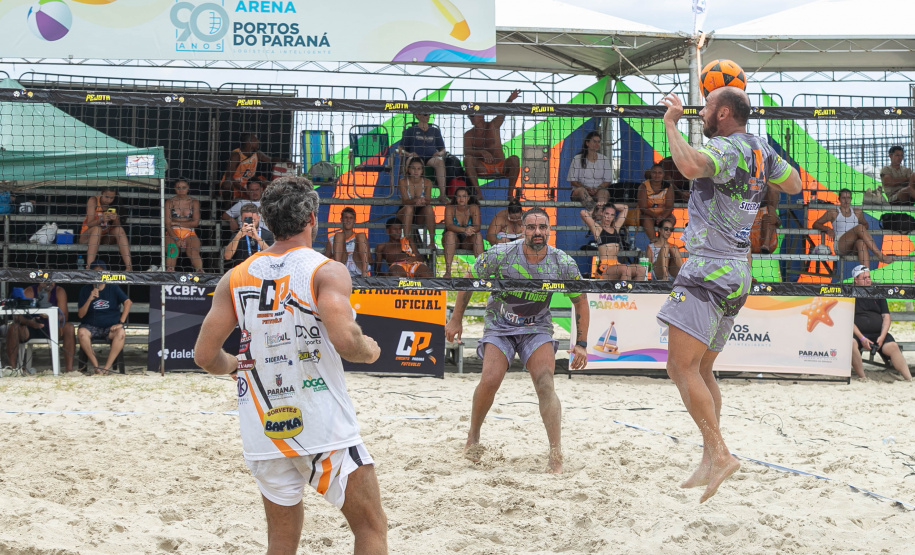 Circuito Paraná Futevôlei e final do Torneio PGT movimentam final de semana em Matinhos