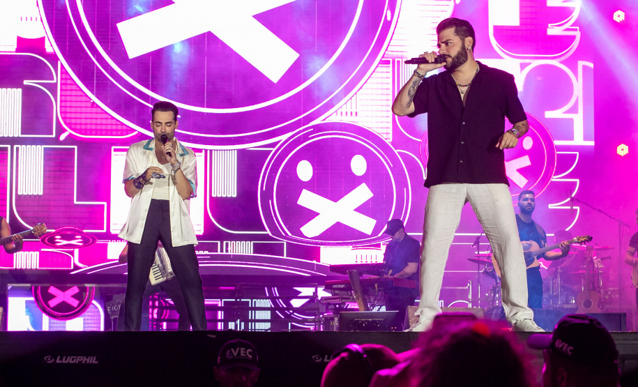 Shows das duplas João Haroldo & Betinho e Guilherme & Benuto no Centro Eventos Marisol