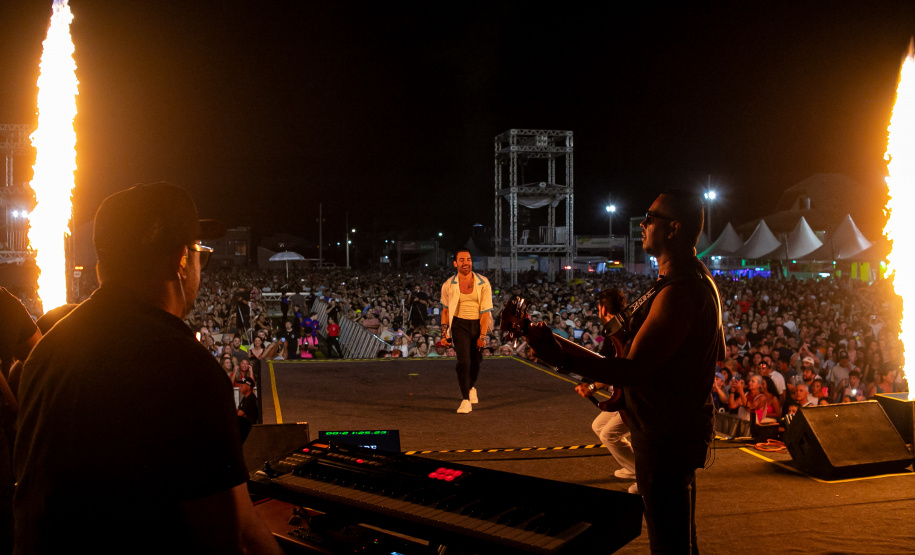 Shows das duplas João Haroldo & Betinho e Guilherme & Benuto no Centro Eventos Marisol