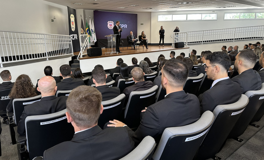 PCPR NOVOS POLICIAIS TOMAM POSSE