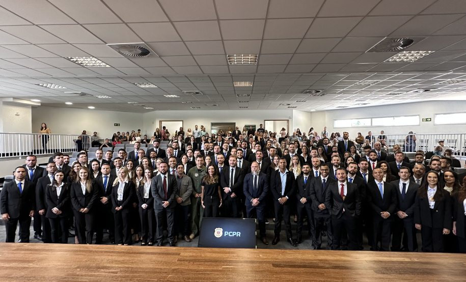 PCPR NOVOS POLICIAIS TOMAM POSSE