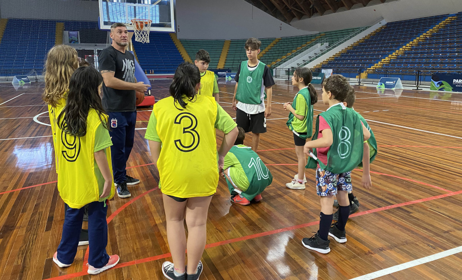 ESPORTE ESCOLINHAS TARUMÃ