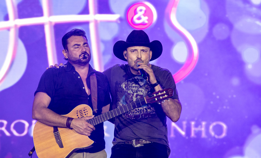 Shows das duplas João Haroldo & Betinho e Guilherme & Benuto no Centro Eventos Marisol