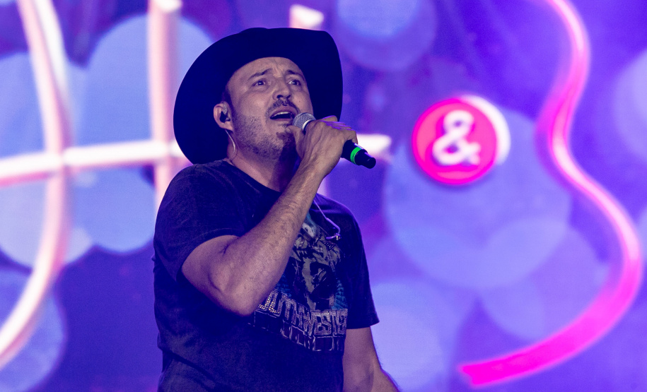 Shows das duplas João Haroldo & Betinho e Guilherme & Benuto no Centro Eventos Marisol