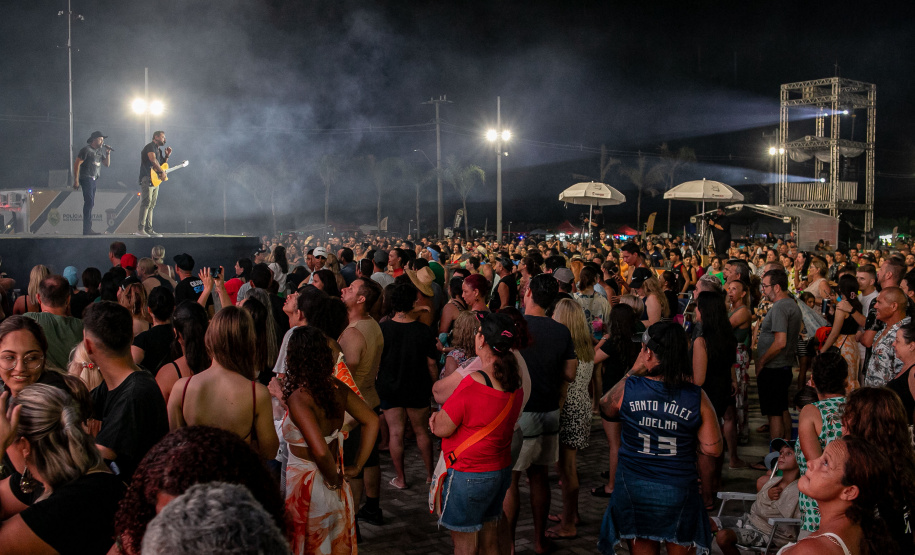 Shows das duplas João Haroldo & Betinho e Guilherme & Benuto no Centro Eventos Marisol