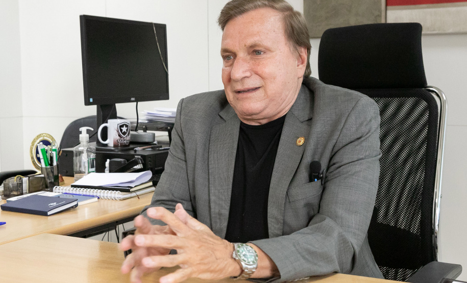 Secretário Mauro Moraes