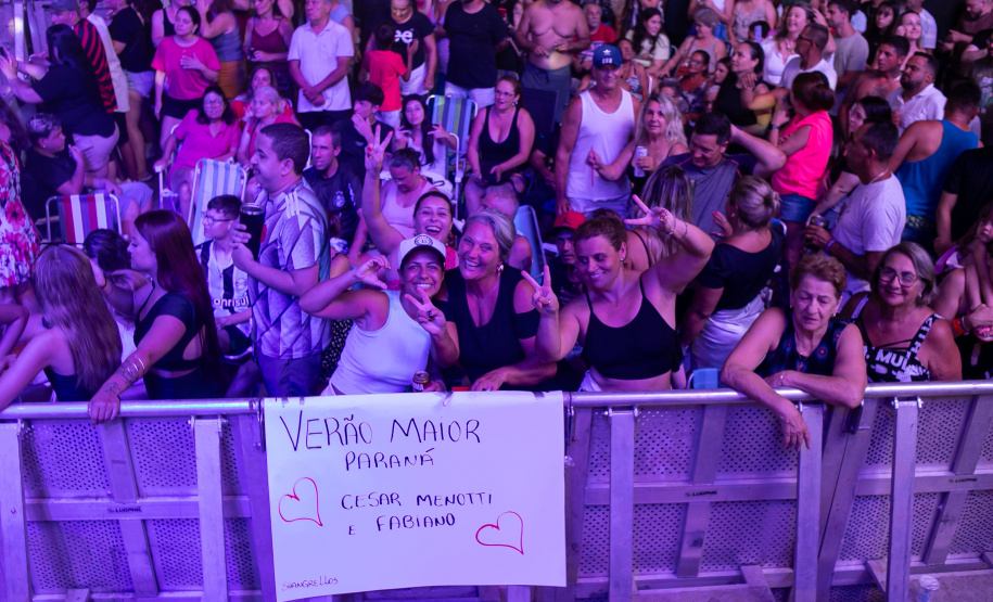 Show de César Menotti e Fabiano no Verão Maior Paraná em Pontal do Paraná