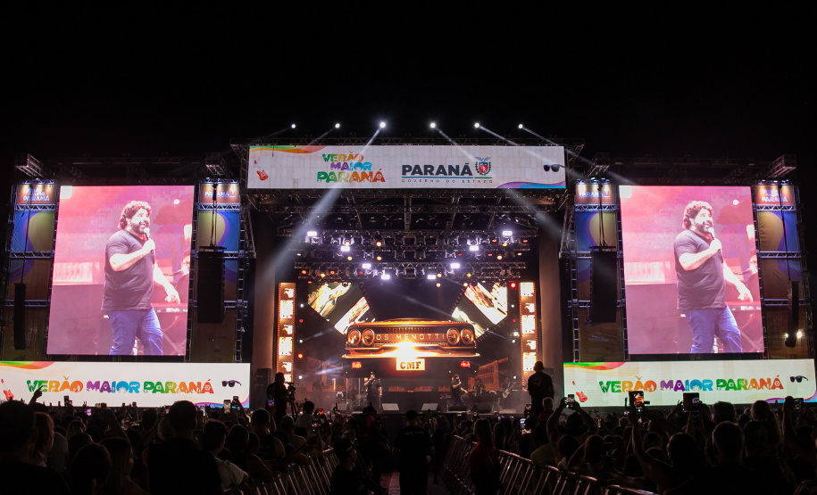 Show de César Menotti e Fabiano no Verão Maior Paraná em Pontal do Paraná