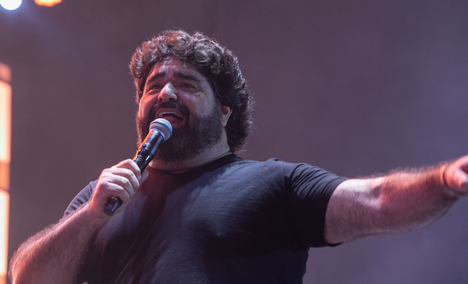Show de César Menotti e Fabiano no Verão Maior Paraná em Pontal do Paraná