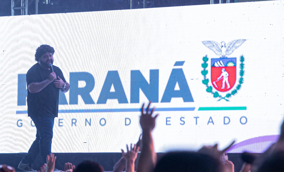Show de César Menotti e Fabiano no Verão Maior Paraná em Pontal do Paraná