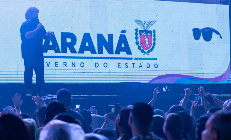 Show de César Menotti e Fabiano no Verão Maior Paraná em Pontal do Paraná