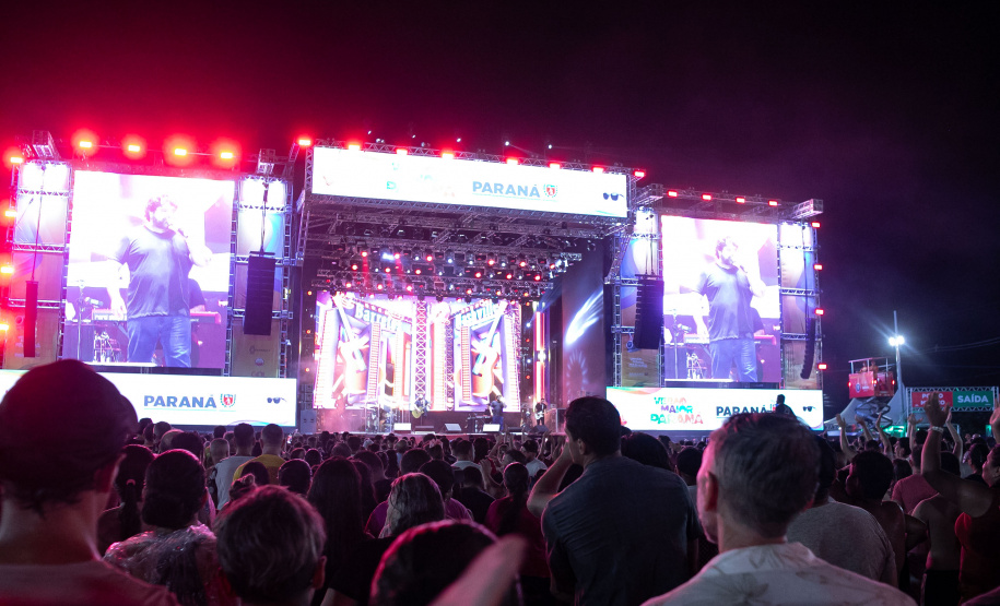 Show de César Menotti e Fabiano no Verão Maior Paraná em Pontal do Paraná