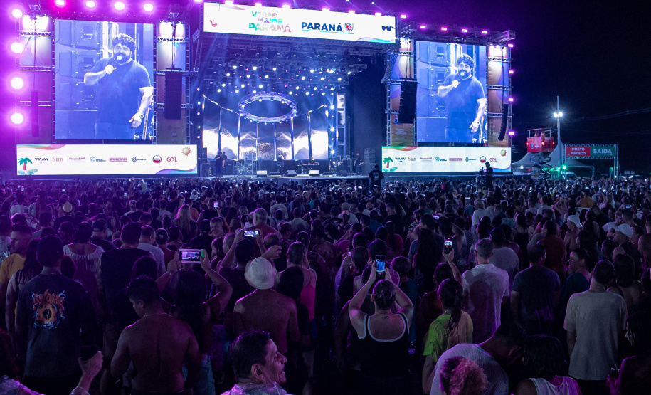 Show de César Menotti e Fabiano no Verão Maior Paraná em Pontal do Paraná