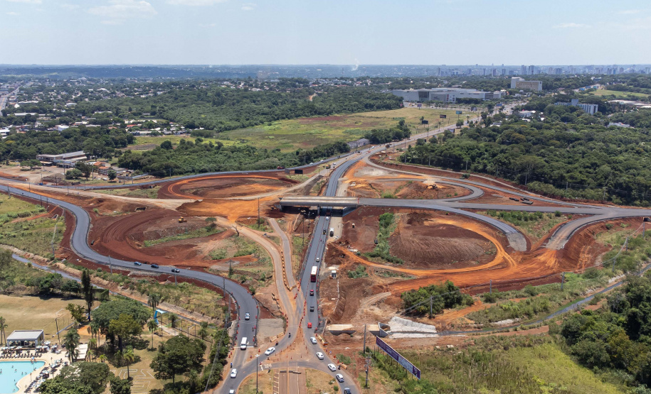 Obra da Perimetral Leste de Foz do Iguaçu avança e atinge 56% de execução
