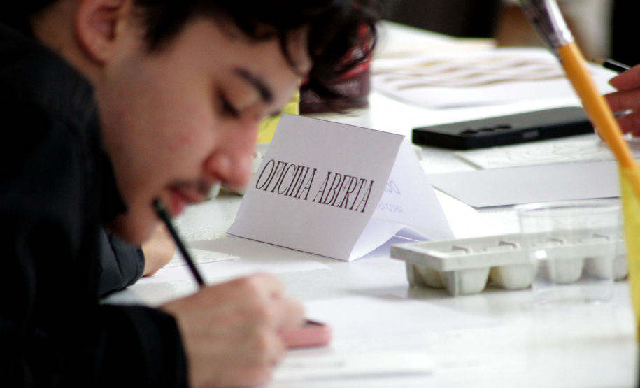 Museus do Estado integram Verão Maior Paraná com oficinas artísticas nas praias e exposição em Antonina