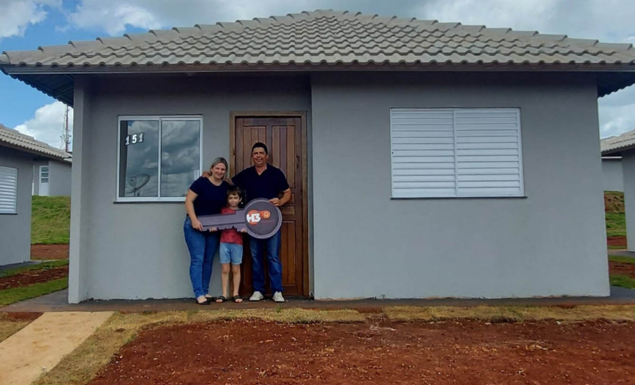 COHAPAR - Fotos das casas entregues em Sta Cruz de Monte Castelo