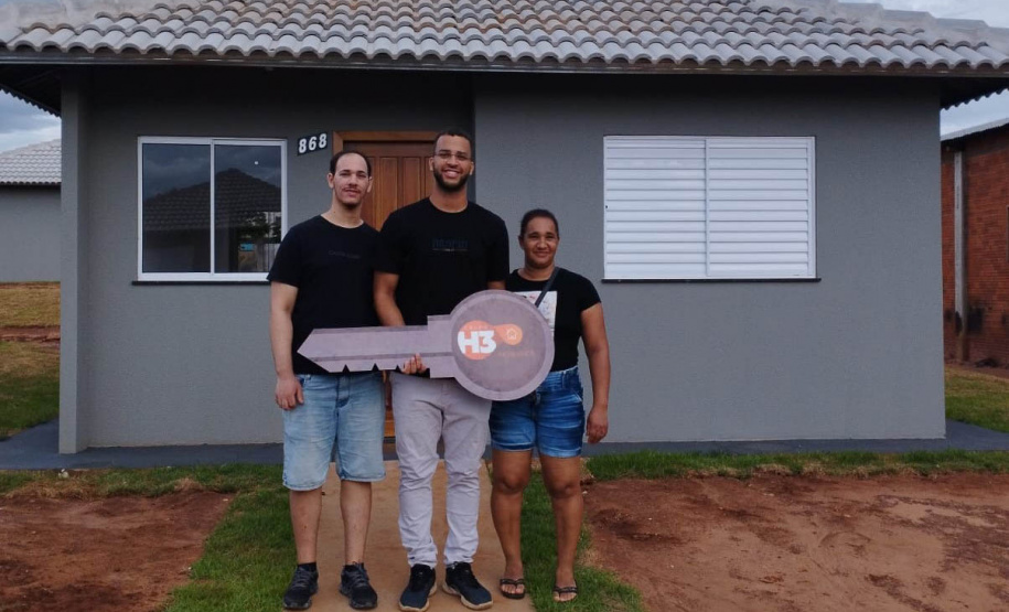 COHAPAR - Fotos das casas entregues em Sta Cruz de Monte Castelo